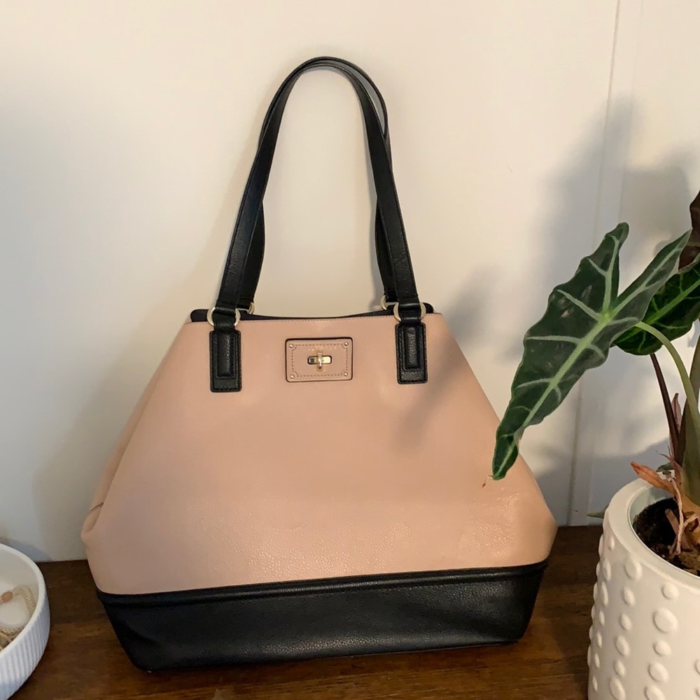 Like new Cole Haan purse